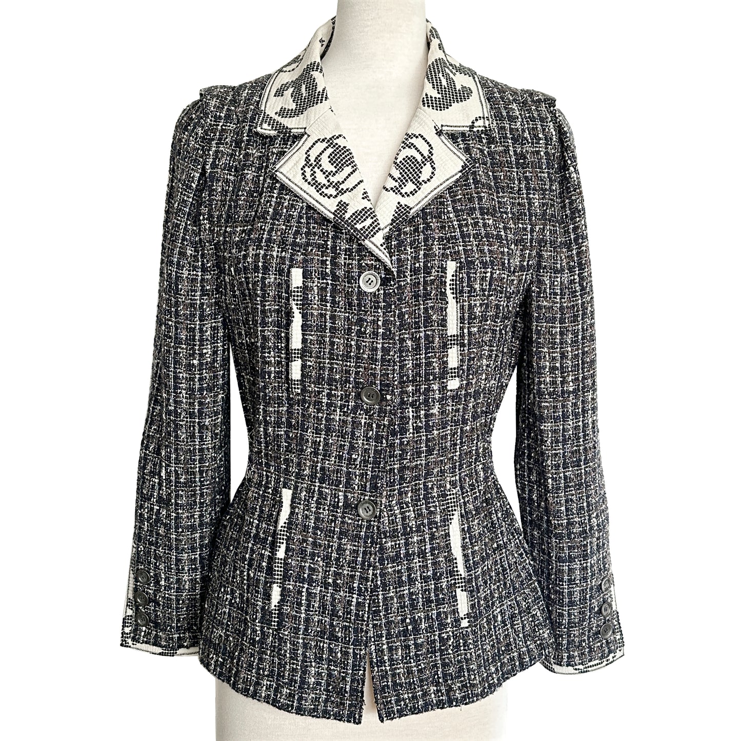 Chanel Vintage Tweed Logo Collar Blazer Jacket Size EU 42