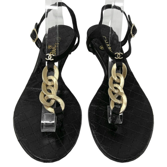 Chanel 09P Quilted Leather Gold Chain Thong Sandals Black Flat EU 38