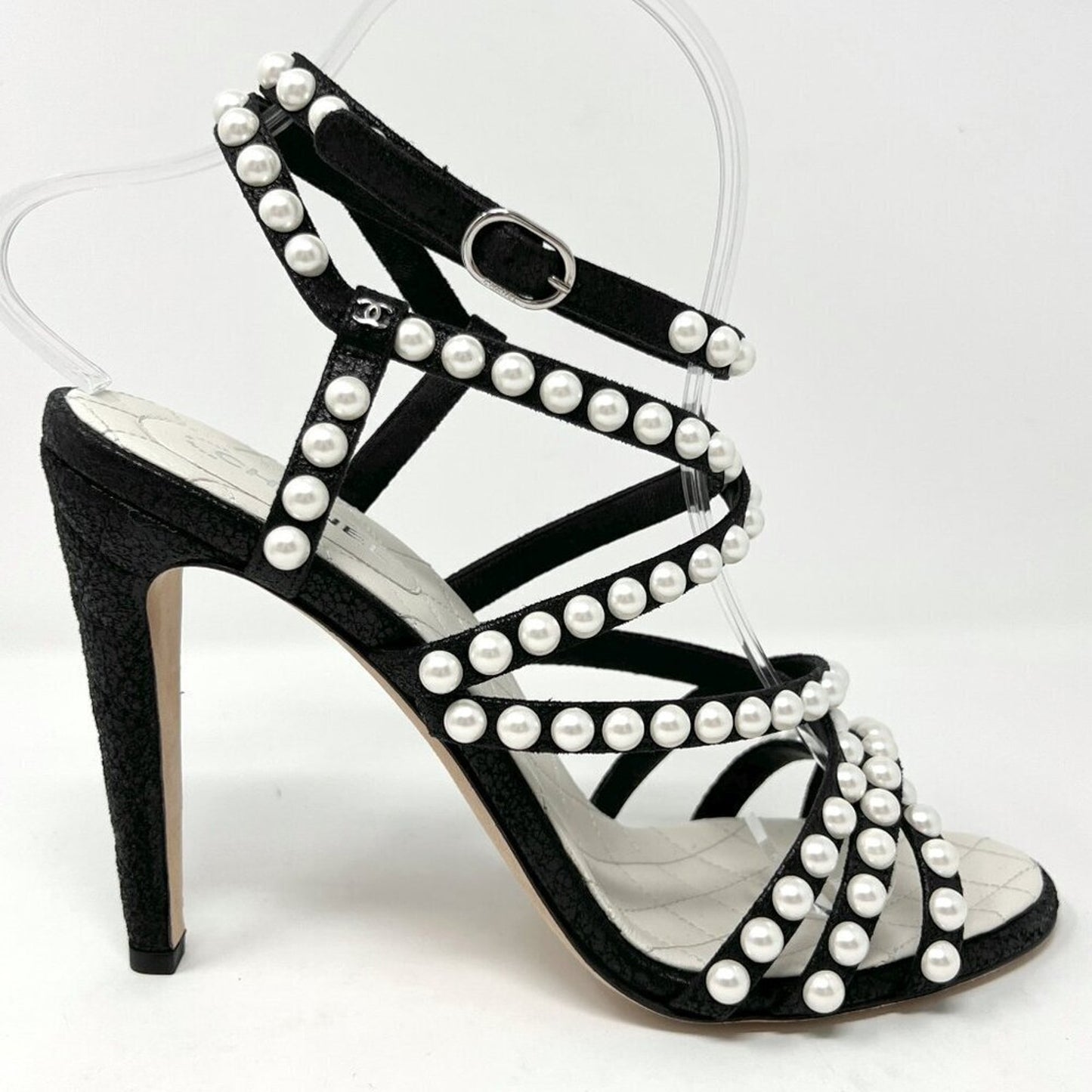 Chanel 18S Pearl Strappy Sandals Black Cracked Lambskin Heels Size 39 EU / 9 US