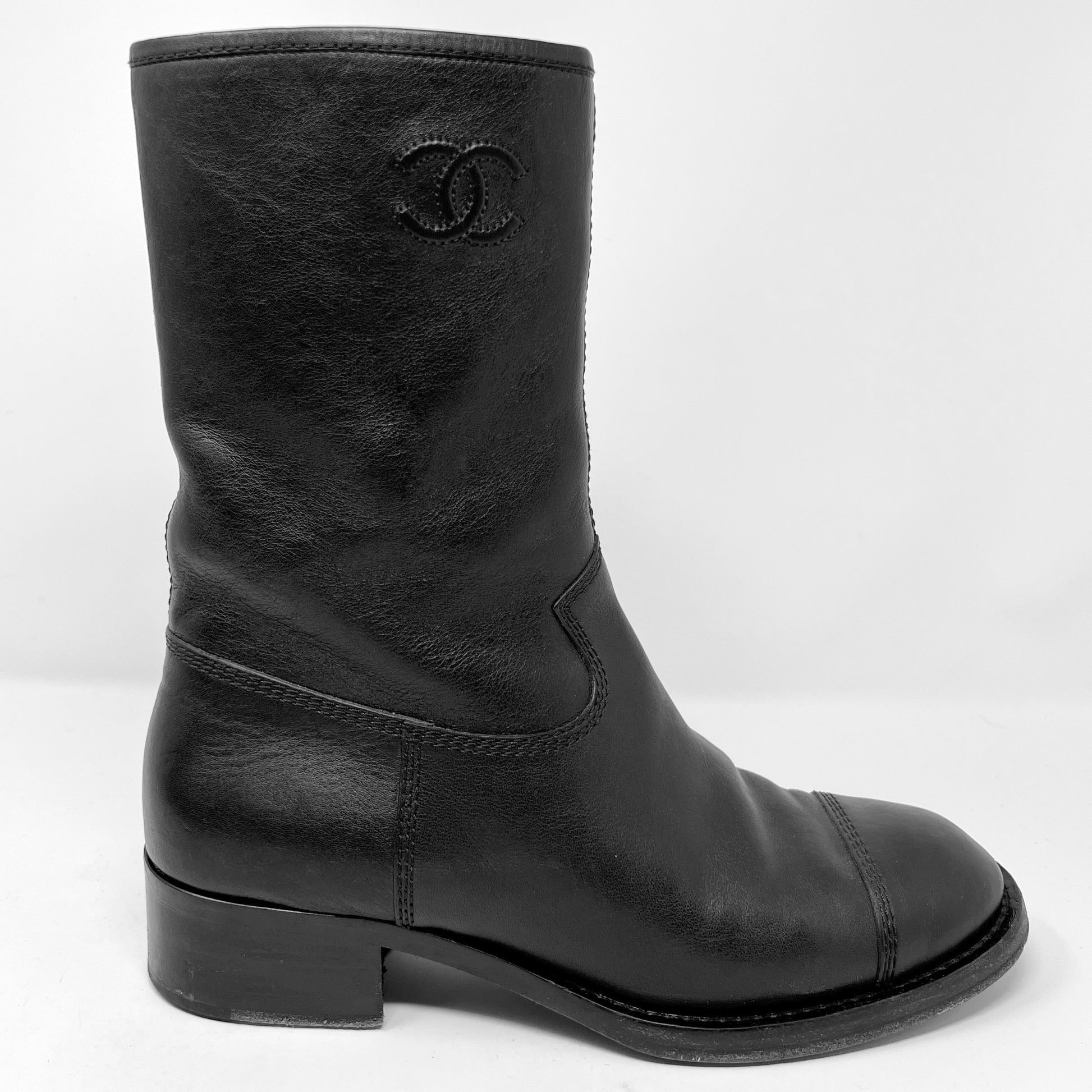 Chanel Black Quilted Matellase Leather Logo Cap Toe Gold Zipper Block Heel Mid Calf Boots