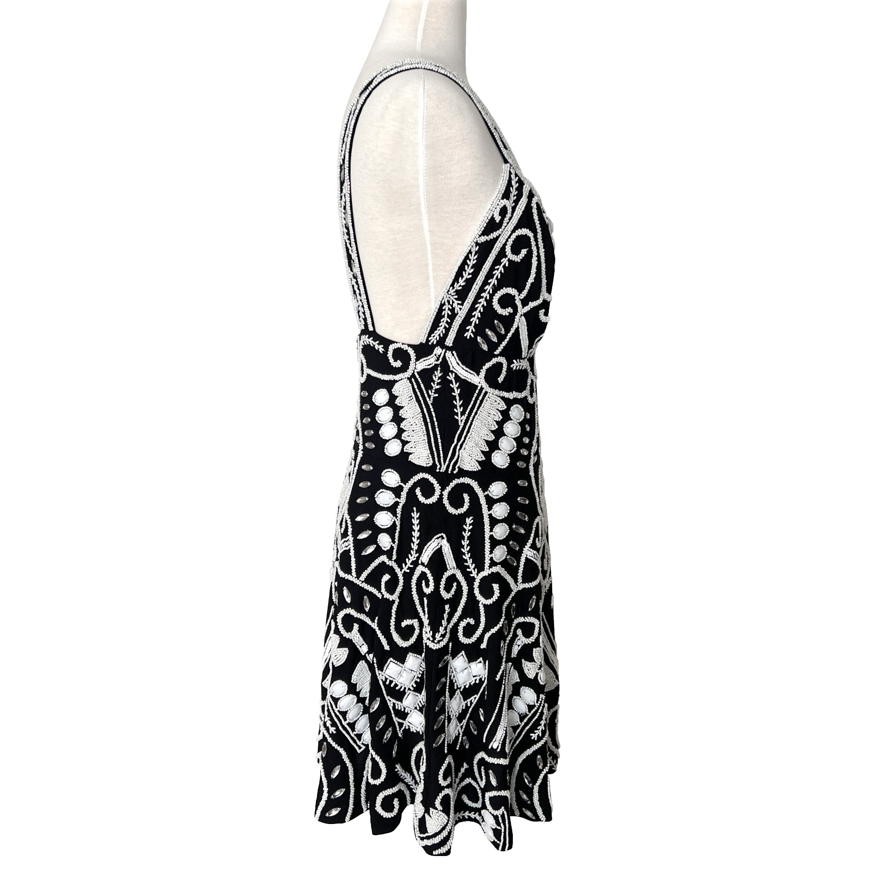 Alexis Jerza Black and White Embellished Mini Dress Size XL – shopthegcc