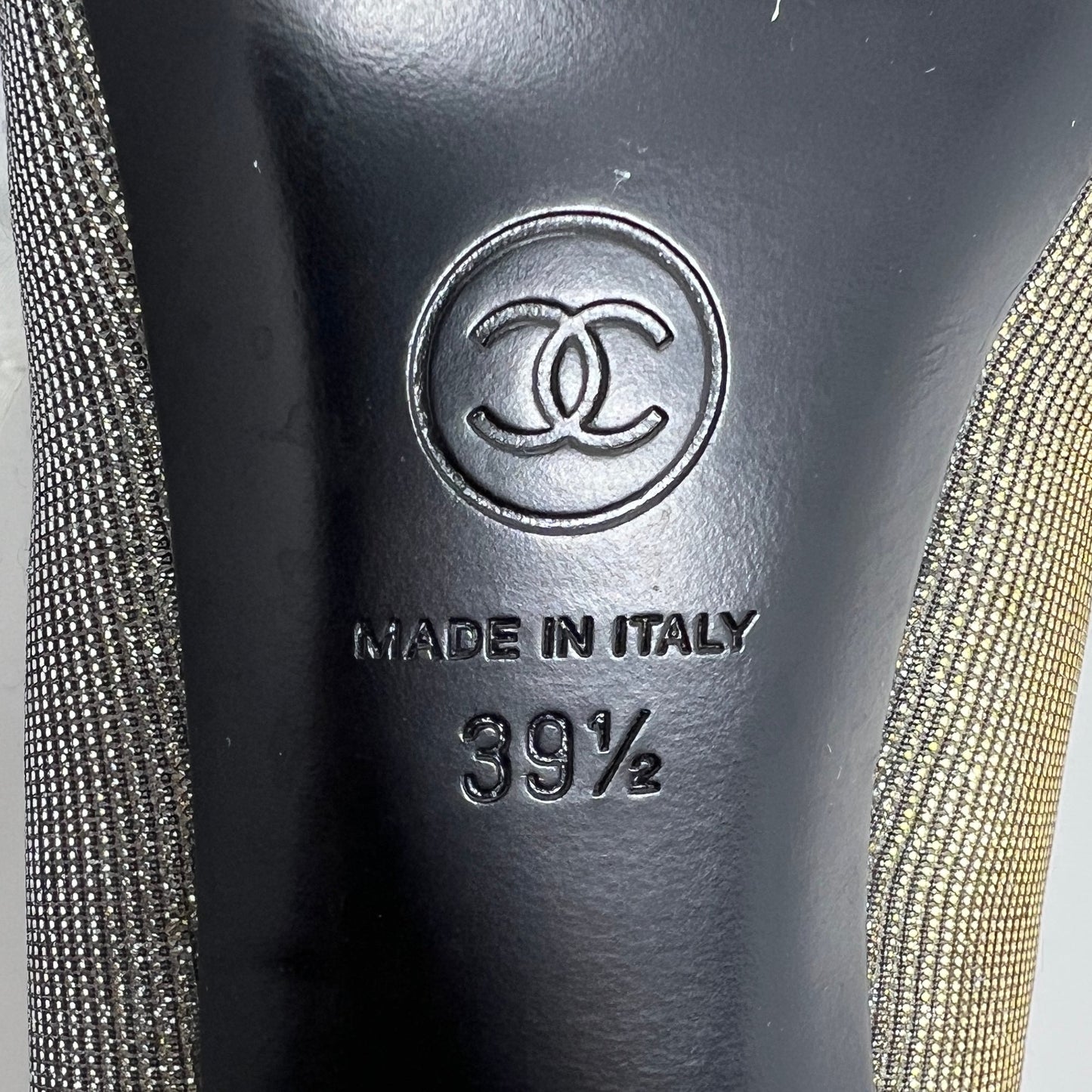 Chanel Grosgrain Cap Toe Metallic Fabric Lurex Pointed toe Logo Heels Pumps Size EU 39.5