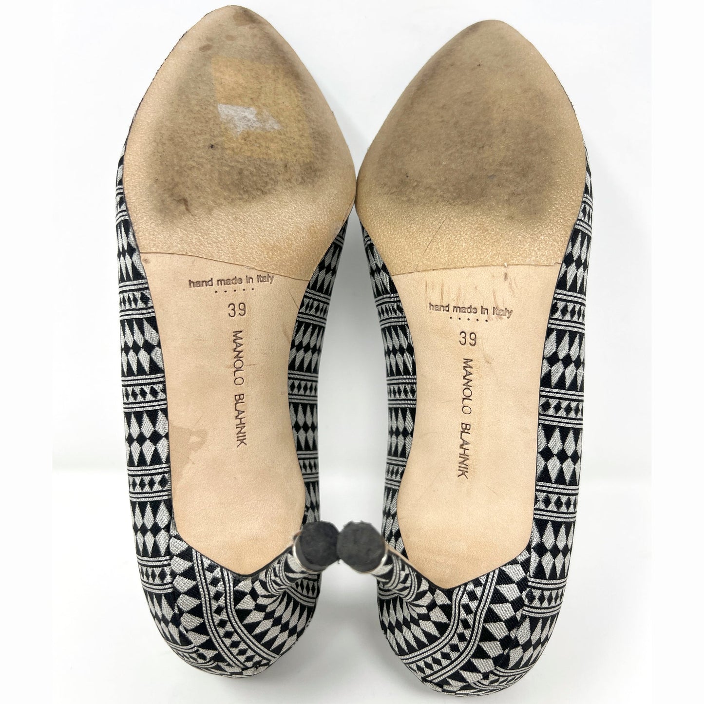 Manolo Blahnik Hangisi Silver Black Jacquard Geometric Print Crystal Heels Pumps Size EU 39